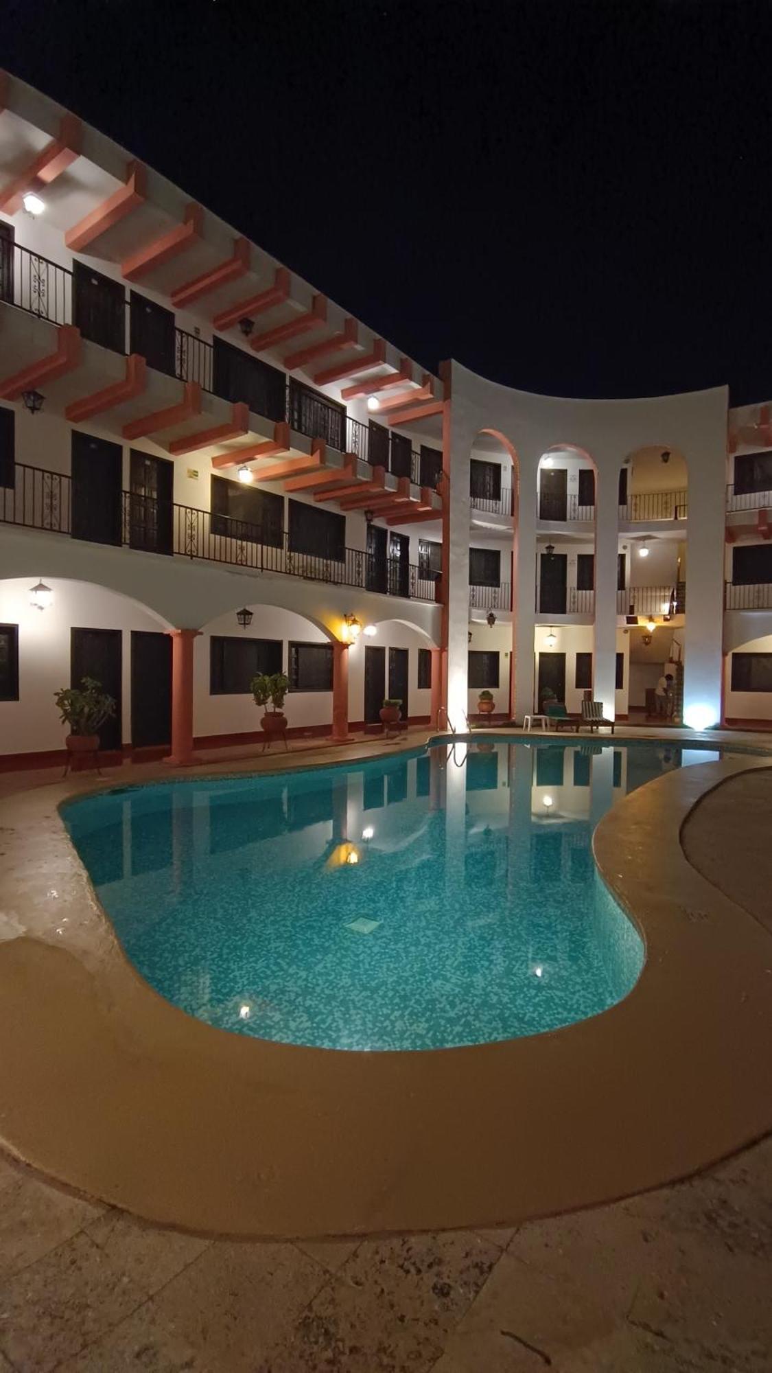 Hotel Zaci Valladolid  Exterior photo